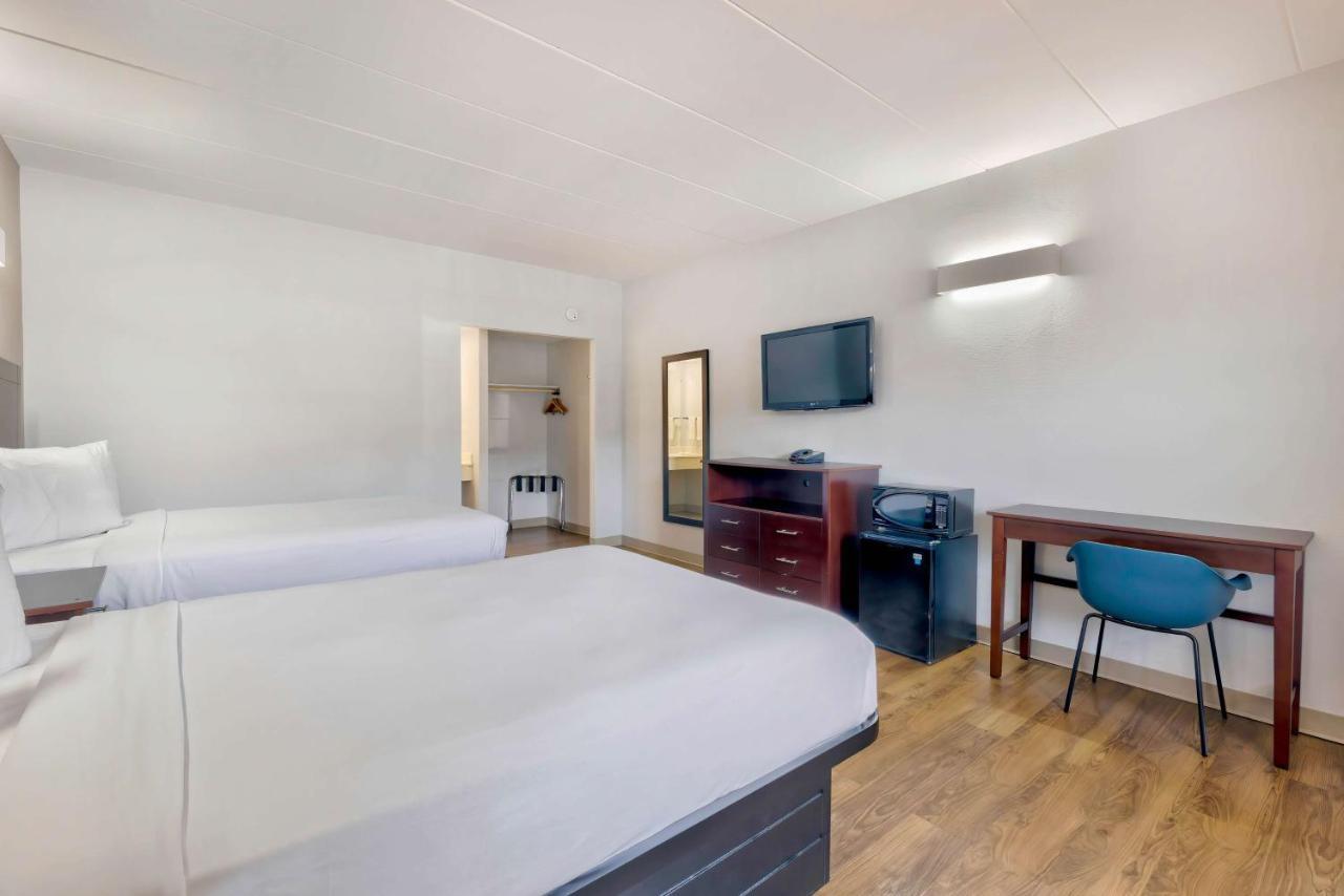 Motel 6-Falls Church, Va - Arlington Boulevard Екстер'єр фото